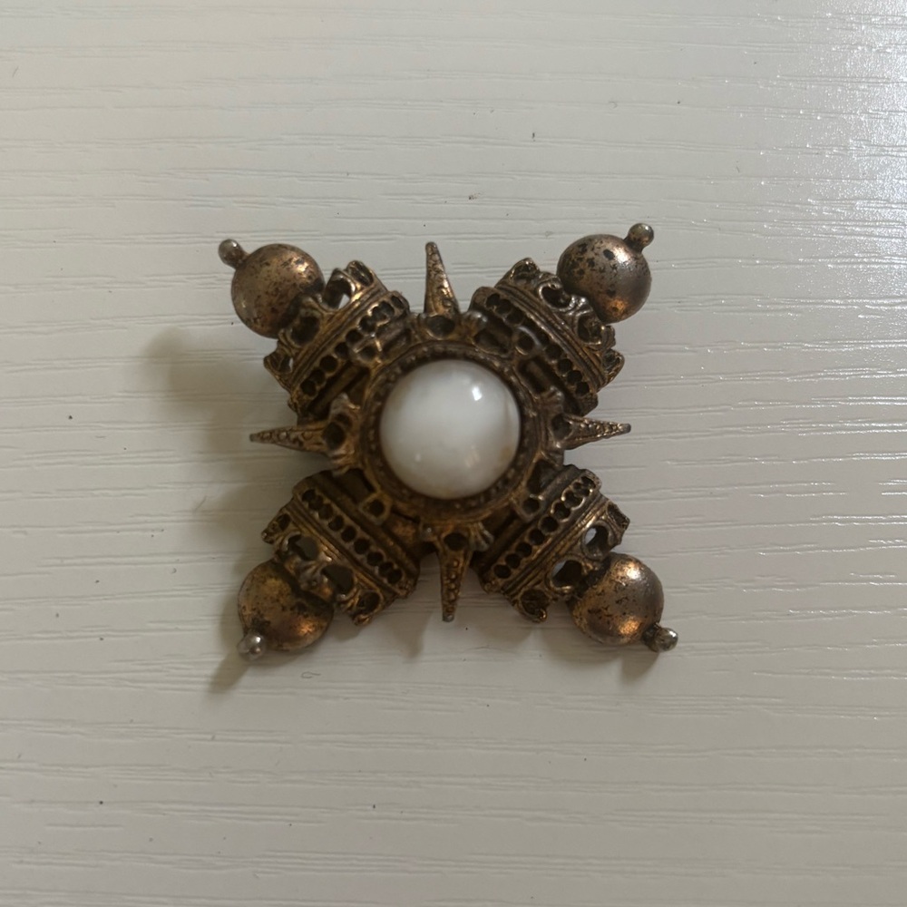 Vintage Maltese brooch with faux moonstone